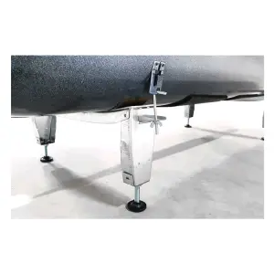 Ножки стальные для ванн универсальные, b - 70/75 см, прикручивающиеся BLB